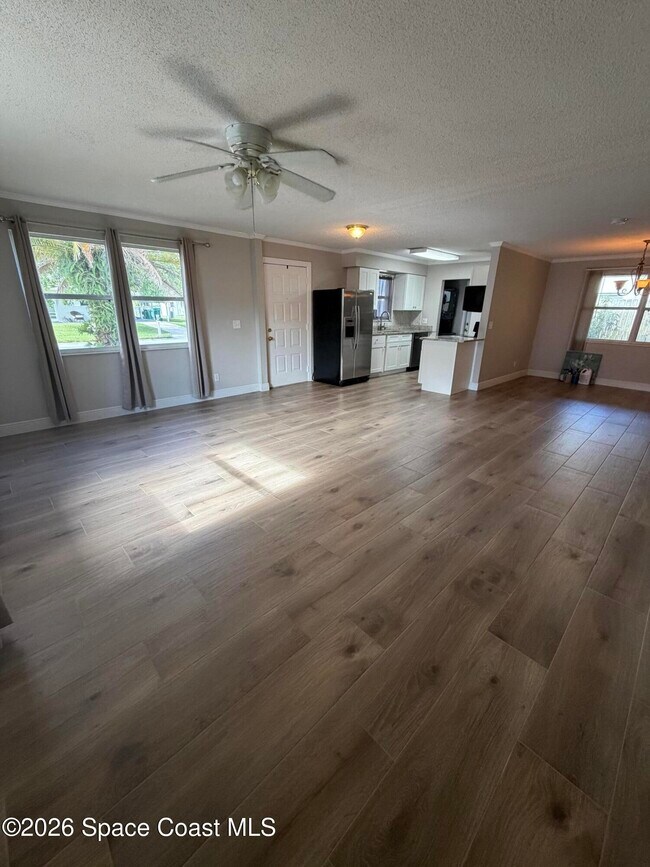 Building Photo - 2559 Locksley Rd