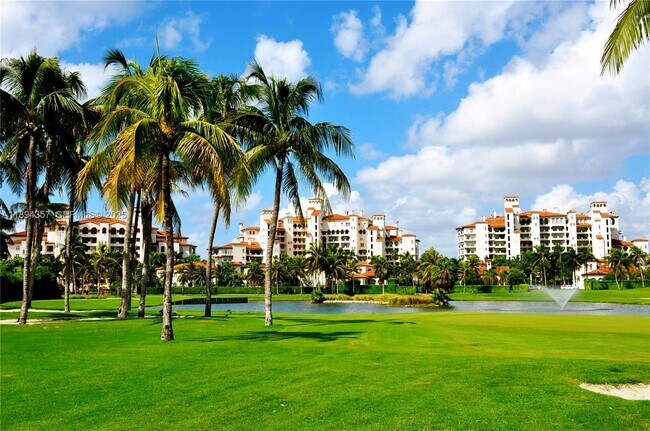 Building Photo - 19222 Fisher Island Dr