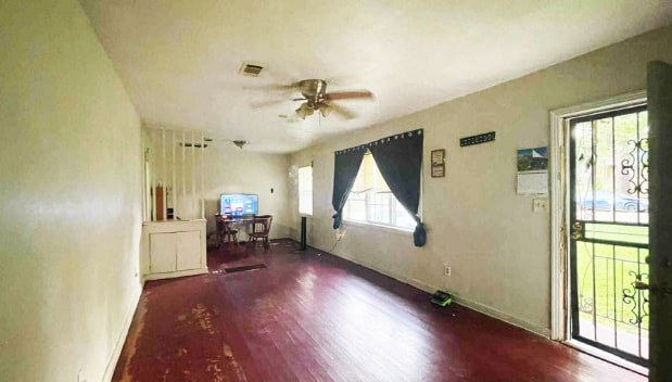 Building Photo - 855 Winn St