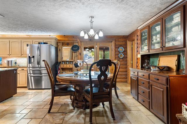 Building Photo - 322 Post Oak Dr