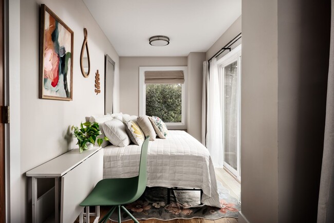 Building Photo - 730 Bennys Bch Rd