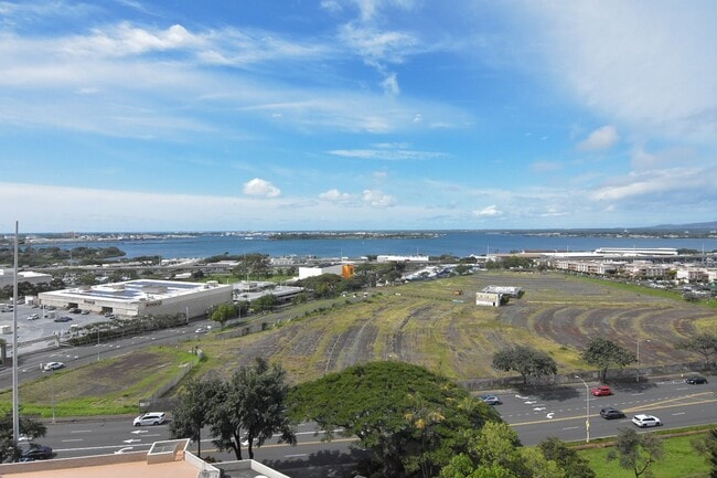 Building Photo - Live the Happy Life at Lele Pono – Aiea