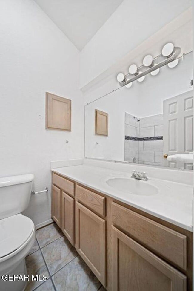 Building Photo - 12417 Bob Heasley Dr