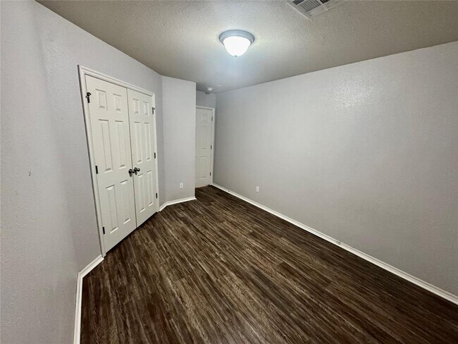 Building Photo - 12337 SW 6th St