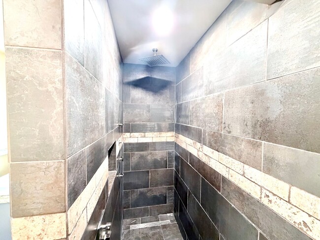 Building Photo - Stylish Two-Story Duplex with Loft, Fireplace & Private Backyard in New Braunfels!