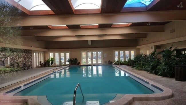 Building Photo - 3865 Campenero Ct