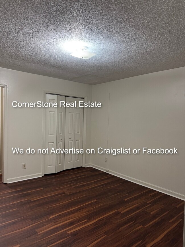 Building Photo - 123 - B Deerfield Drive, Spring Lake NC 28390