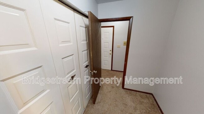 Building Photo - 7127 N Springboro Pike