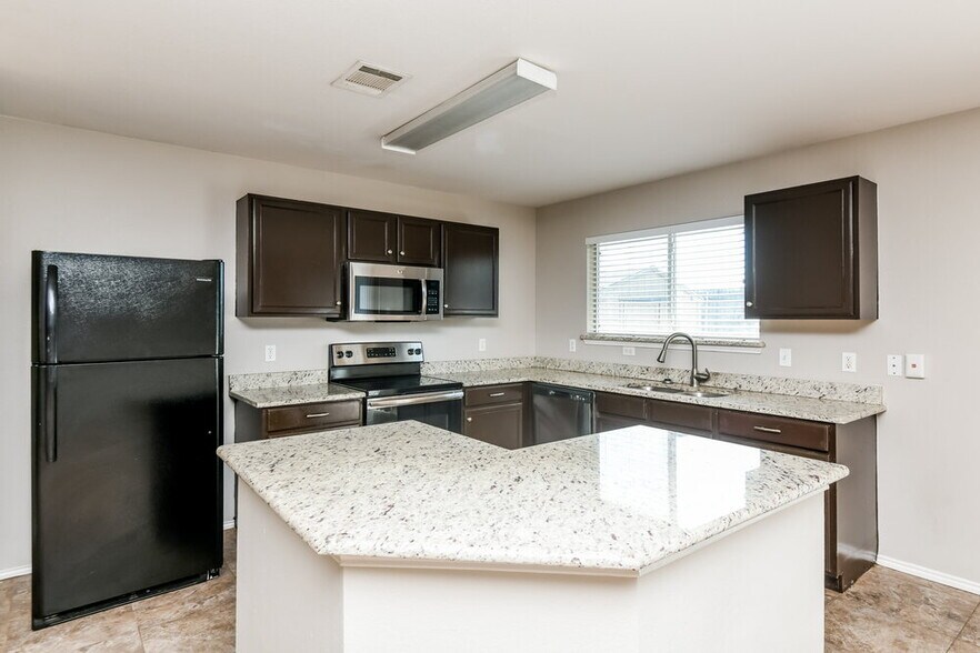 Building Photo - 8320 Autumn Creek Trail