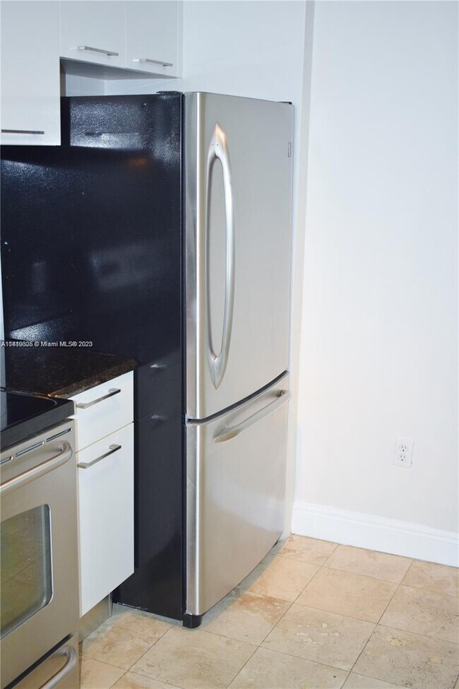 Building Photo - 3339 Virginia St