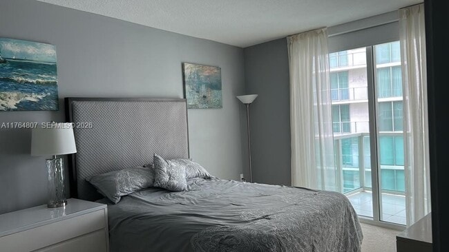Building Photo - 250 Sunny Isles Blvd