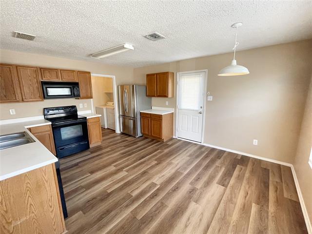 Building Photo - 5405 Shiver Rd