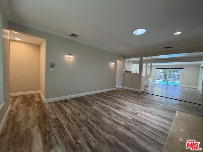 Building Photo - 4747 Cartwright Ave