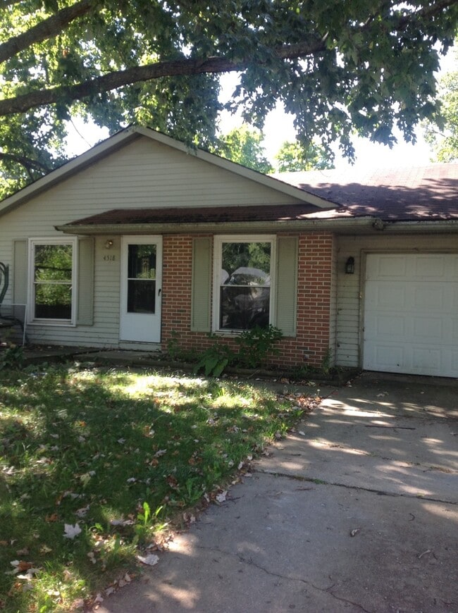 Building Photo - 4518 Chisholm Trail