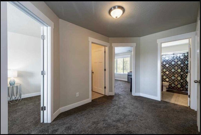 Building Photo - 326 N 100 W