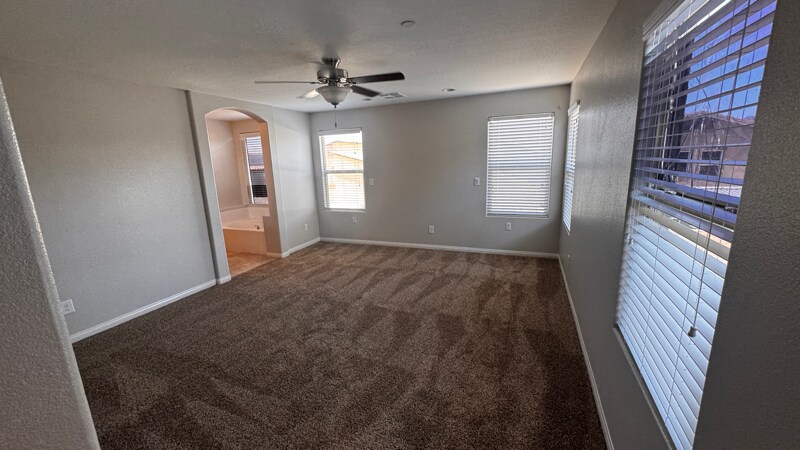 Building Photo - 2296 Sky Island Dr