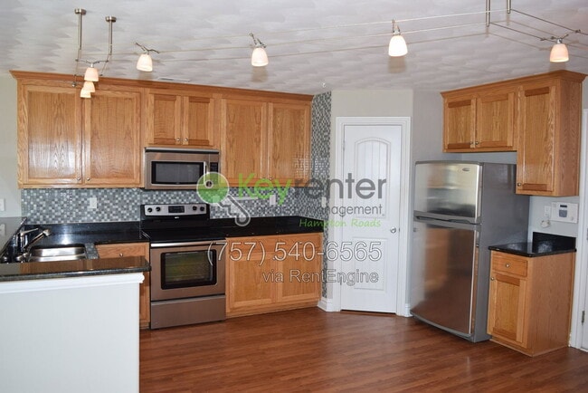 Building Photo - 4205 Dunning Rd