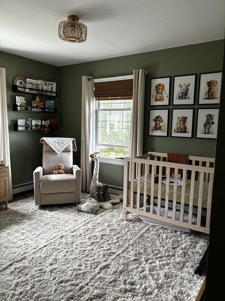 Second bedroom - 249 East Ave