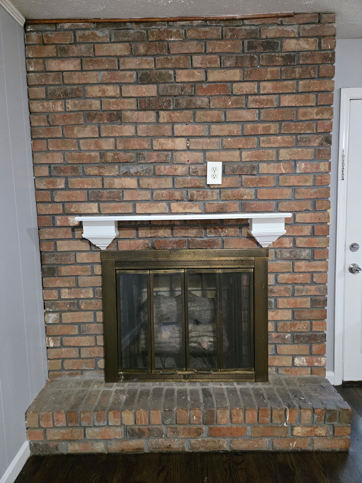 Building Photo - 2297 Glendale Dr