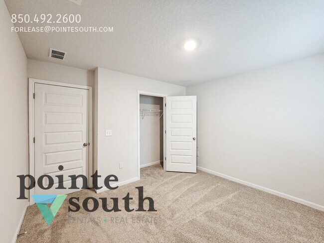 Building Photo - 5249 Peach Dr