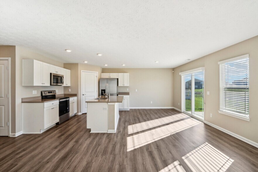 Building Photo - 604 Marsh Aster Dr