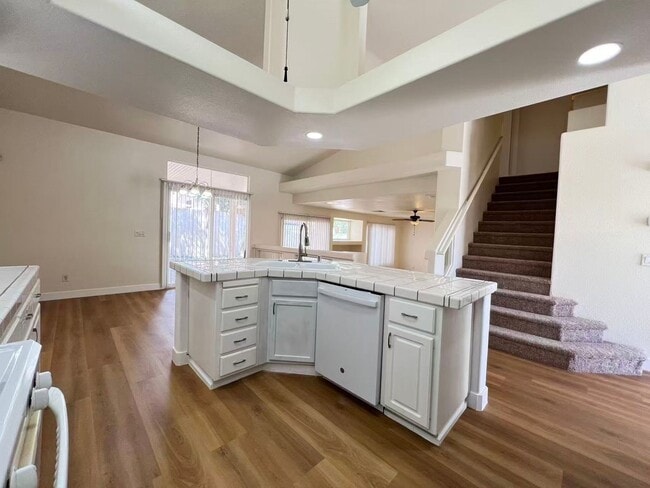 Building Photo - 8704 Autumn Valley Ave