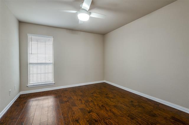 Building Photo - 18333 Roehampton Dr