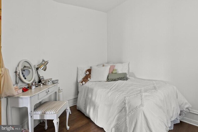 Building Photo - 4001 Baltimore Ave