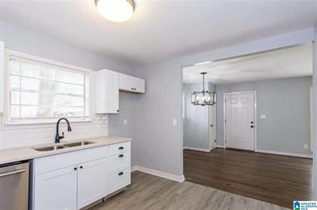 Building Photo - 5000 Scenic View Dr