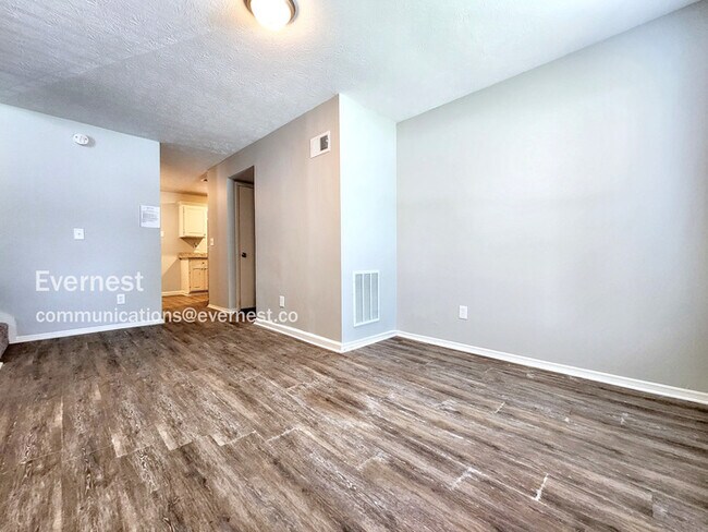 Building Photo - 901 Shiloh Ridge Run NW