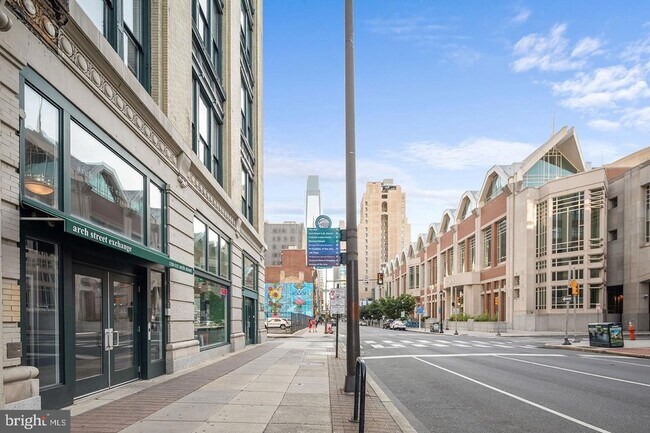 Building Photo - 1228-32-1232 Arch St