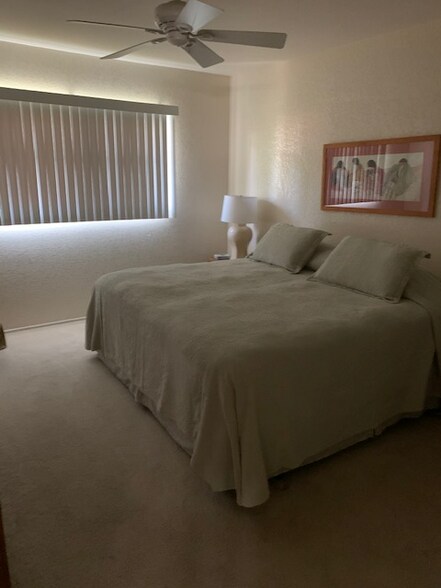 Building Photo - 7430 E Chaparral Rd