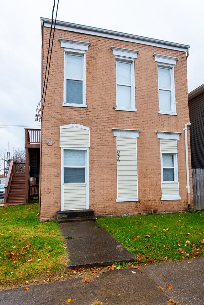 Primary Photo - Smoketown Apartments