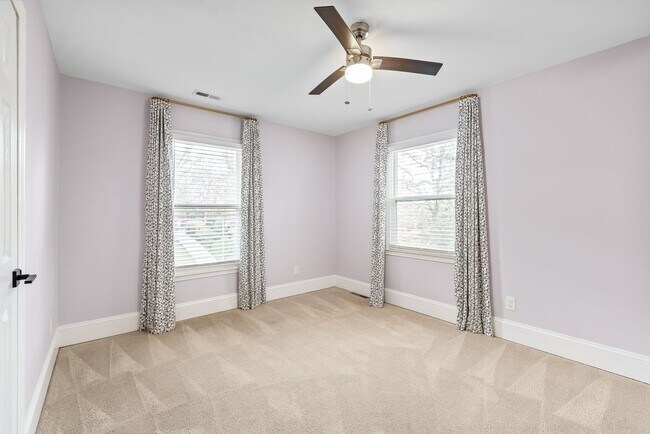 Building Photo - 3800 Terrebonne Ct