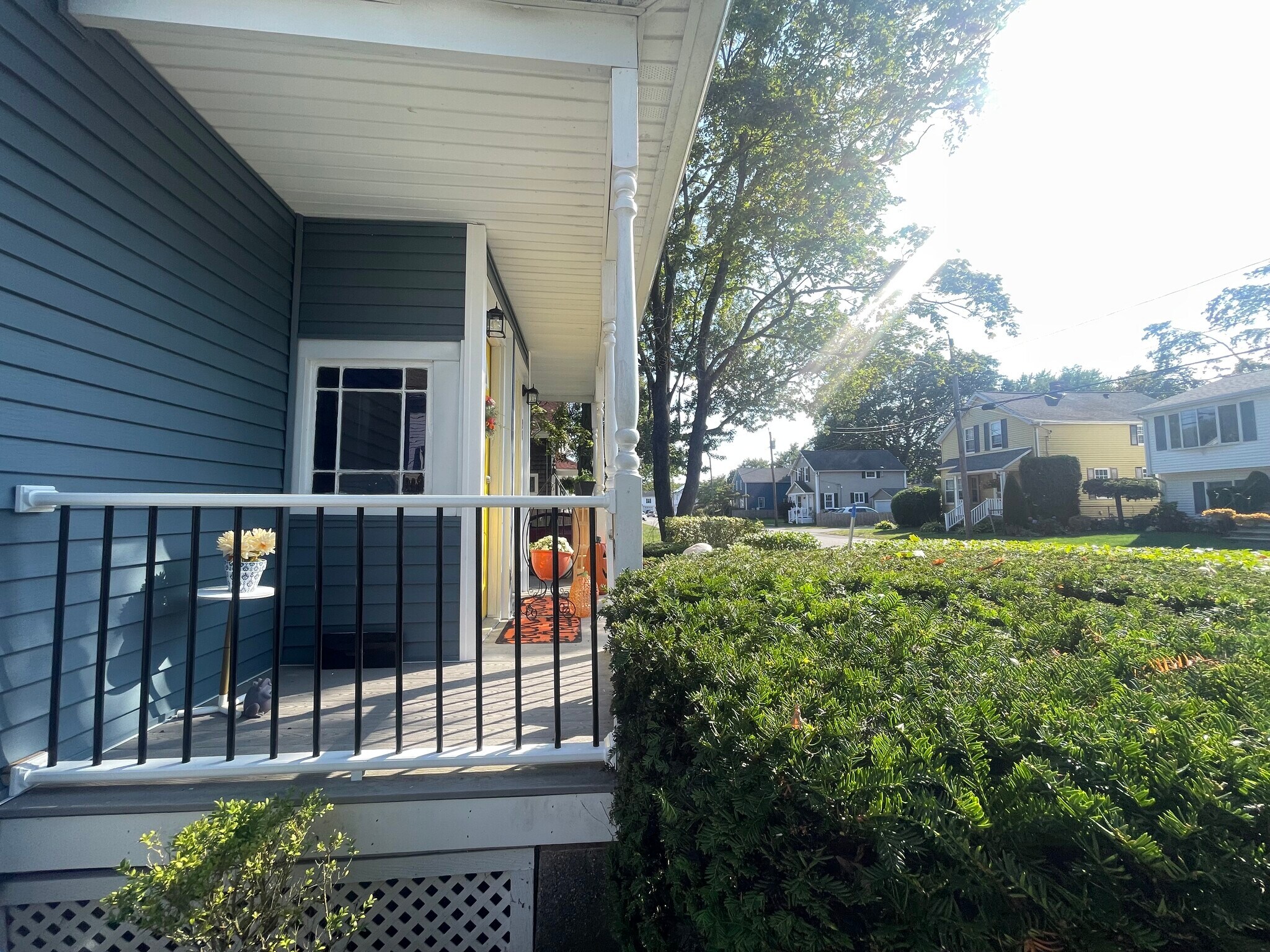 Building Photo - 93 Pavilion Ave
