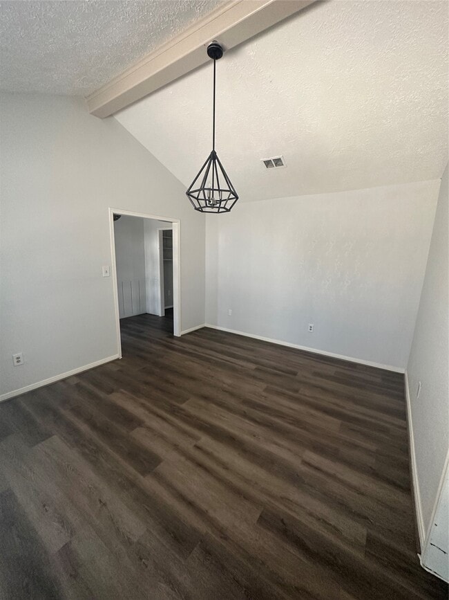 Building Photo - 29031 Elmwood Dr