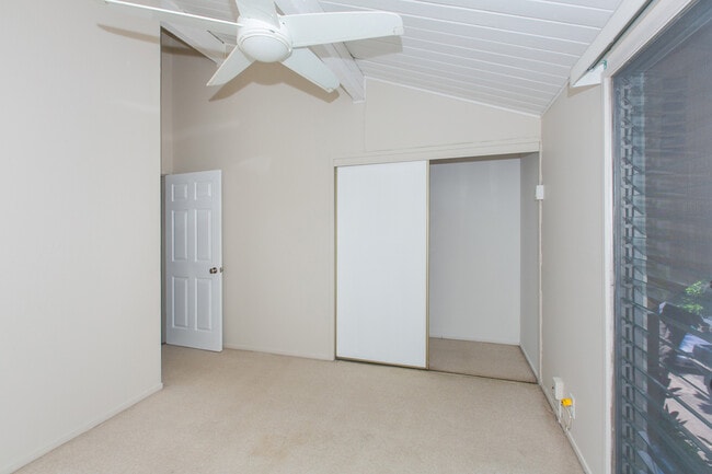 Building Photo - 95-146-146 Kipapa Dr