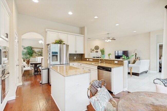 Building Photo - GORGEOUS 5-BEDROOM IN TRIANA SUBDIVISION