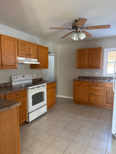 Building Photo - 3712 Legion Dr