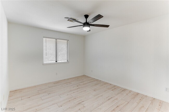 Building Photo - 601 Cabrillo Cir