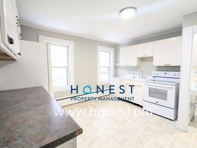 Building Photo - 34 Gage St