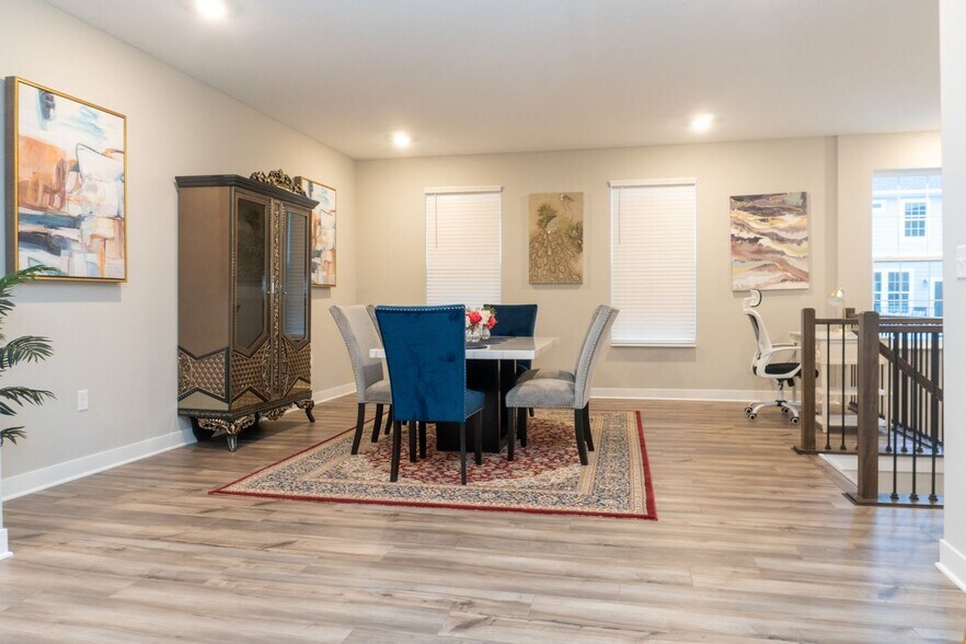 Building Photo - 7028 Sunstone Pl
