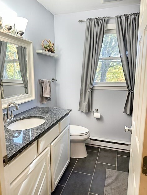 Building Photo - 52 Stockton St