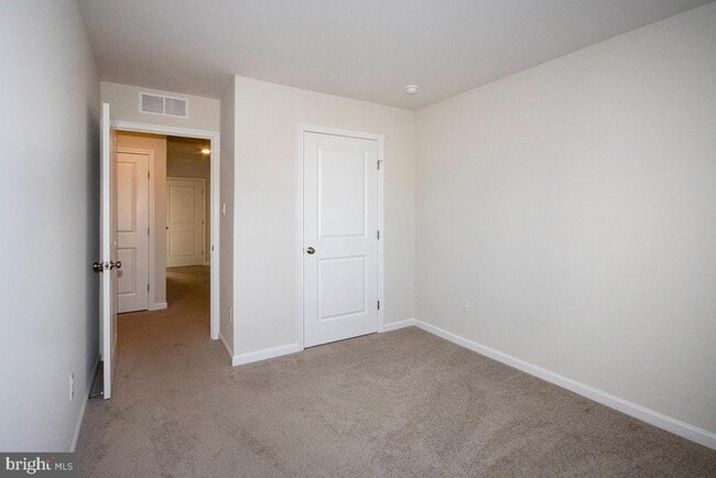 Building Photo - 117 Mazzeo Dr