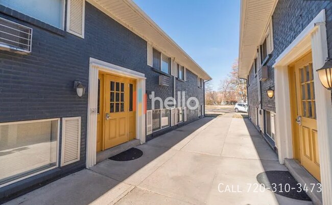 Building Photo - 828 12th St