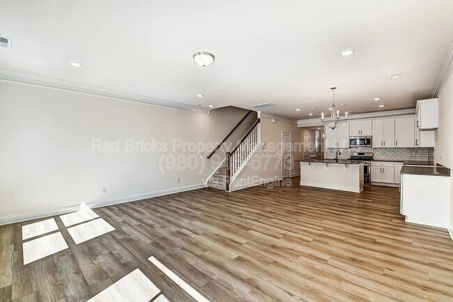 Building Photo - 4023 Black Ct