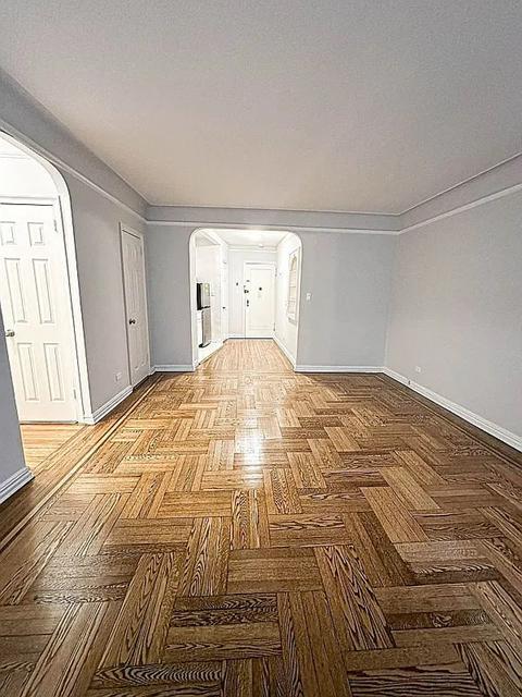 Building Photo - 111-14 76th Ave