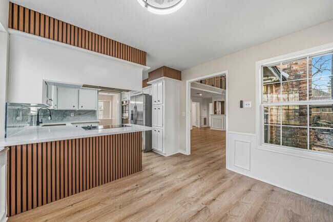 Building Photo - 119 Laura Ln