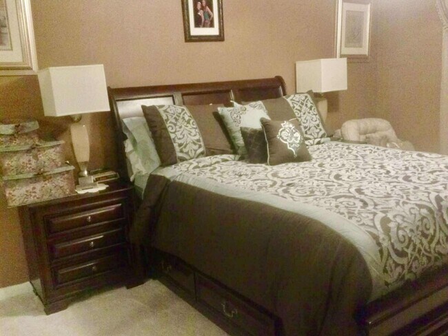 Building Photo - 600 Executive Center Dr