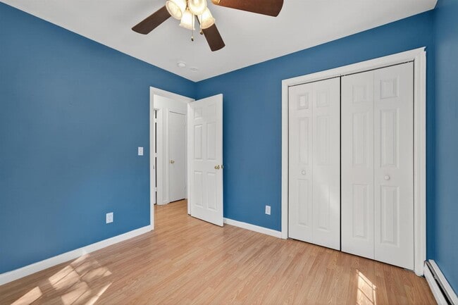 Building Photo - 531 NY-211